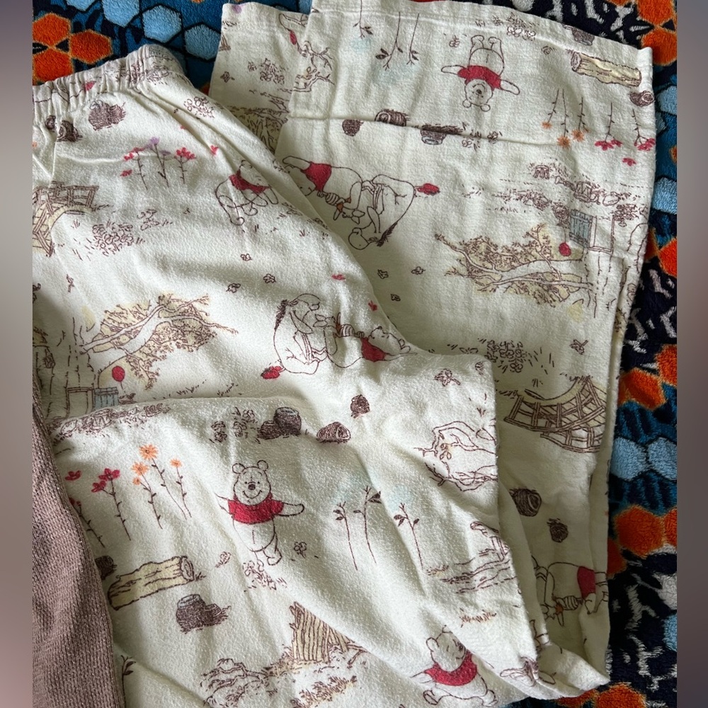 Disney Pajamas 1 set Winnie the Pooh & 1 Pair flannel seven dwarfs pants - Picture 3 of 5